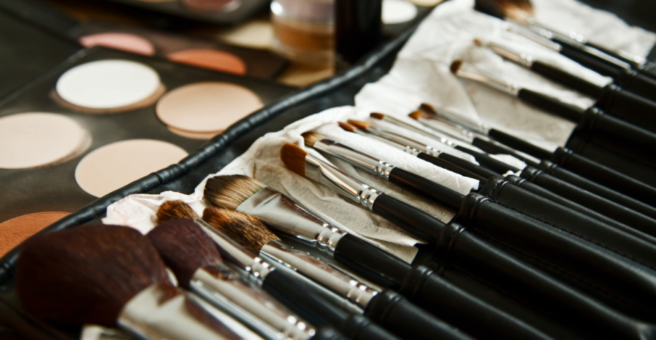 Ways to Clean Makeup Brushes
