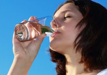 Beauty Benefits of Drinking Enough Water
